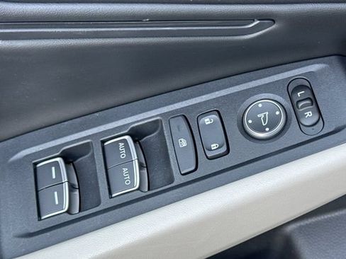 Used 2024 Honda Accord EX image 12