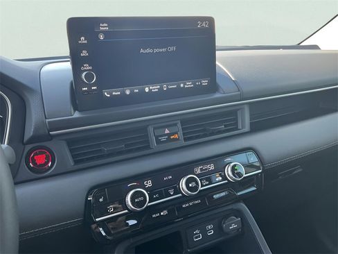 New 2025 Honda Pilot EX-L image 39