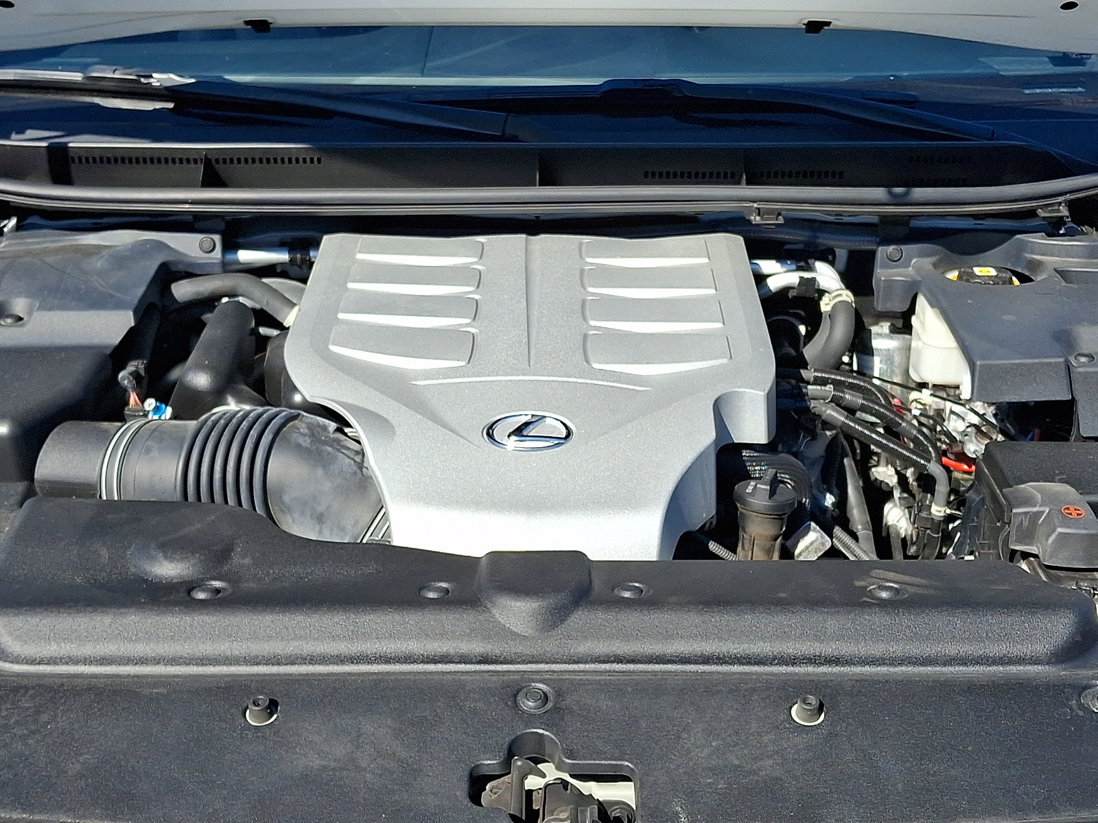 Certified 2023 Lexus GX 460 Premium w/ Premium Package AWD/4WD image 29