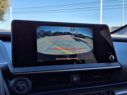 Certified 2025 Toyota Prius LE image 16