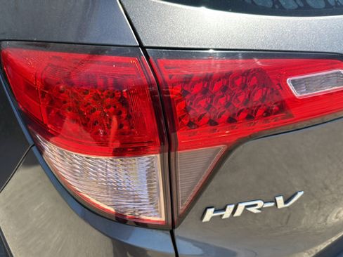 Used 2016 Honda HR-V LX image 32