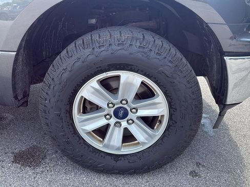 Used 2018 Ford F150 XLT w/ Equipment Group 301A Mid AWD/4WD image 14