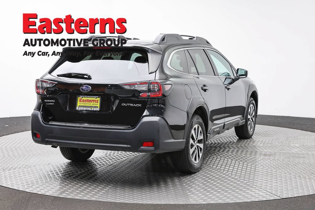 Used 2023 Subaru Outback Premium AWD/4WD image 6