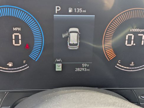 Certified 2025 Hyundai Kona SEL image 21