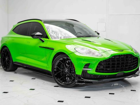 Used 2024 Aston Martin DBX 707 image 40