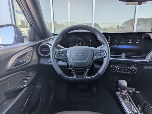 New 2026 Chevrolet Trax RS image 3