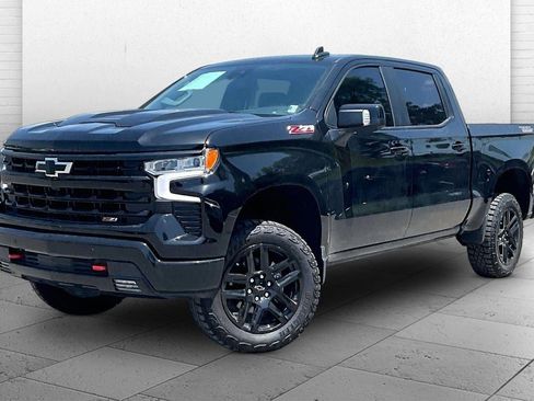 Used 2026 Chevrolet Silverado 1500 LT Trail Boss w/ LT Trail Boss Premium Package AWD/4WD image 12