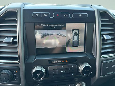 Used 2018 Ford F150 Raptor w/ Equipment Group 802A Luxury AWD/4WD image 25