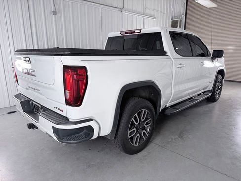 Used 2023 GMC Sierra 1500 AT4 w/ Technology Package AWD/4WD image 5