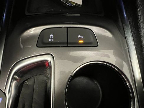 Used 2024 Chevrolet Malibu LT image 42