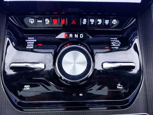 Used 2024 Jeep Grand Wagoneer L Series II w/ Quick Order Packagew 28T AWD/4WD image 29