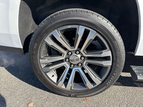 Used 2018 GMC Yukon XL Denali w/ Denali Ultimate Package image 27