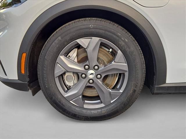Used 2022 Ford Mustang Mach-E Select RWD image 24