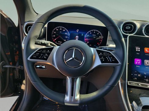 Certified 2025 Mercedes-Benz GLC 300 image 25