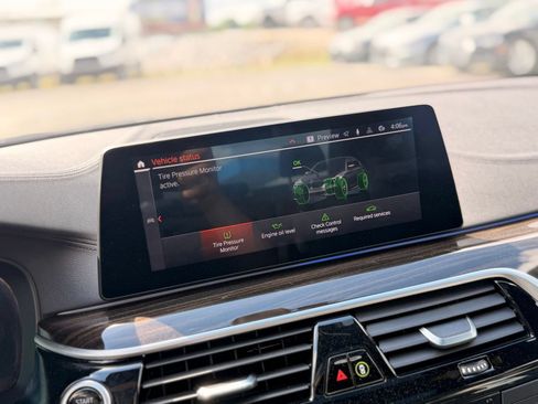 Used 2020 BMW M550i xDrive w/ Executive Package AWD/4WD image 42