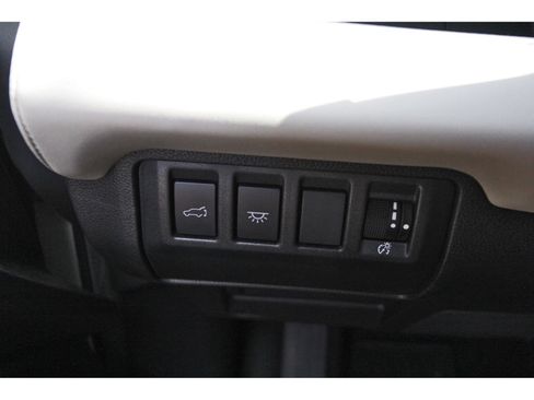 Used 2025 Subaru Ascent Limited AWD/4WD image 19