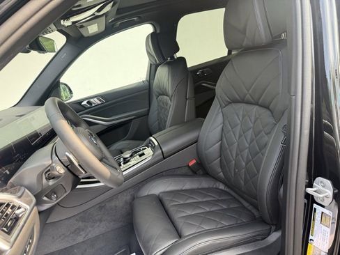 New 2026 BMW X5 xDrive50e image 10