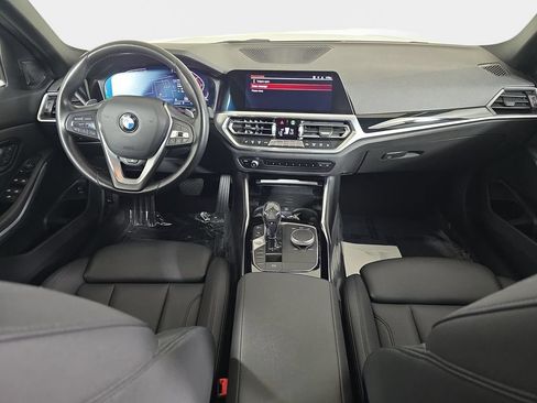 Used 2019 BMW 330i xDrive Sedan w/ Convenience Package AWD/4WD image 14