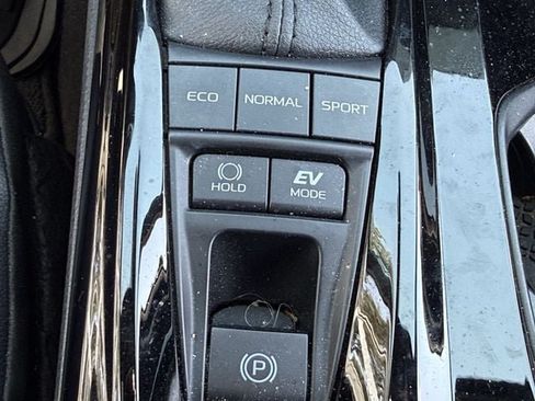 Used 2025 Toyota Camry XSE w/ Premium Plus Package FWD image 21