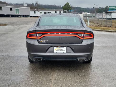 Used 2023 Dodge Charger SXT image 4