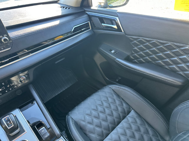 Used 2024 Mitsubishi Outlander SEL AWD/4WD image 26