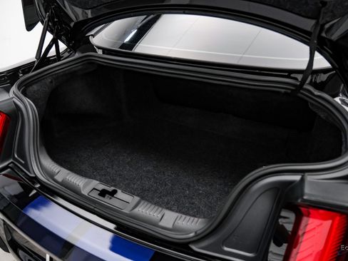 Used 2020 Ford Mustang Shelby GT500 w/ Carbon Fiber Track Pack image 69