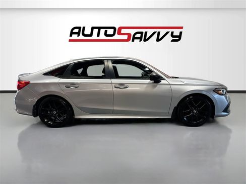 Used 2022 Honda Civic Sport image 8