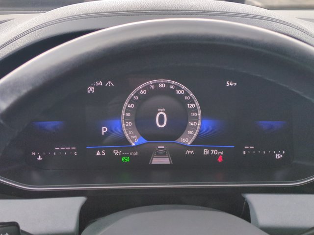 Used 2025 Volkswagen Jetta SE FWD image 11