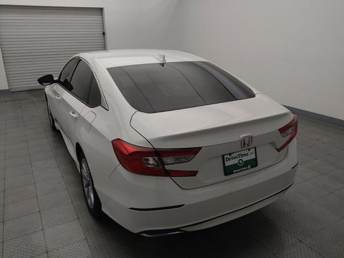 Used 2018 Honda Accord LX image 6