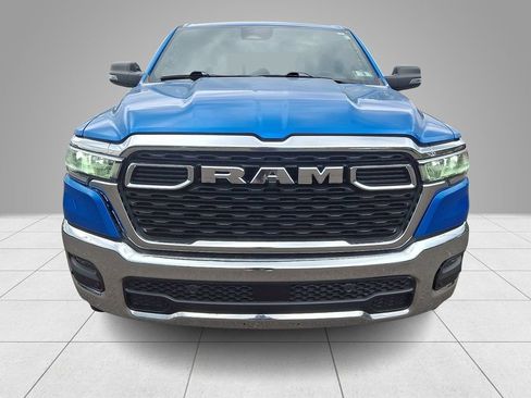 Used 2025 RAM 1500 Big Horn AWD/4WD image 3