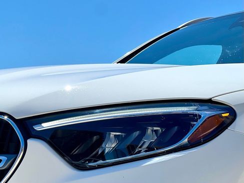 Certified 2023 Mercedes-Benz GLC 300 4MATIC image 9