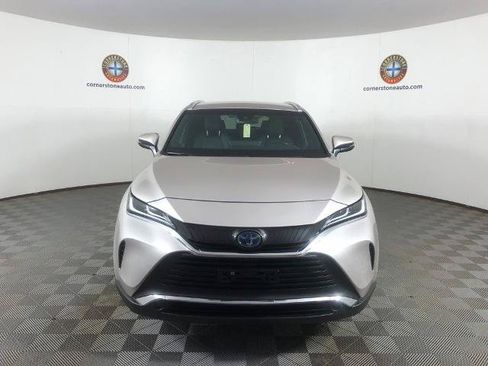 Used 2021 Toyota Venza XLE w/ Softex Package AWD/4WD image 14
