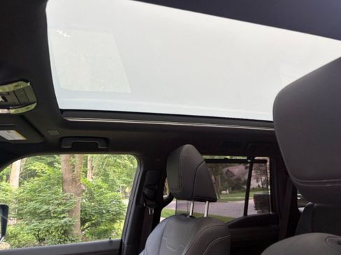 Used 2025 Lexus GX 550 AWD/4WD image 6