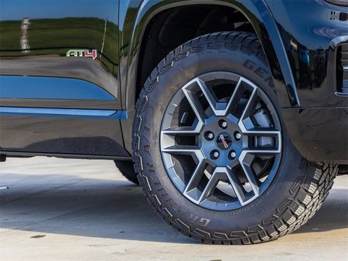 New 2026 GMC Terrain AT4 w/ Technology Package II image 2