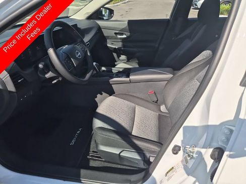 Used 2026 Nissan Sentra SV w/ SV Convenience Package FWD image 7
