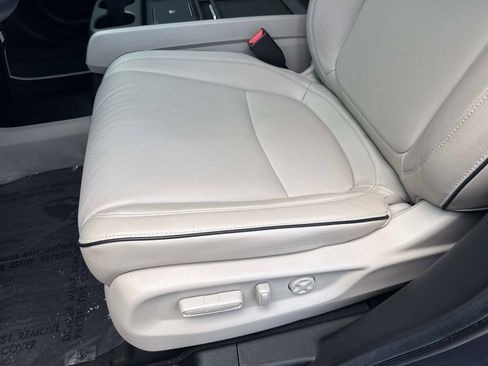 Certified 2025 Honda Odyssey Touring image 22