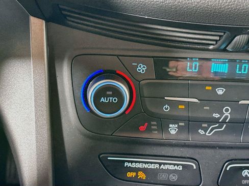Used 2018 Ford Escape SE AWD/4WD image 13