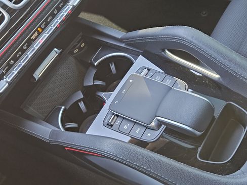 Used 2024 Mercedes-Benz GLE 450 4MATIC image 20