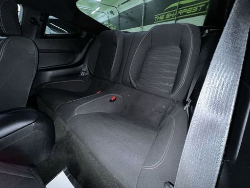 Used 2017 Ford Mustang Coupe RWD image 24