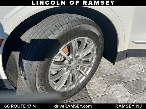 Used 2017 Cadillac XT5 Luxury image 20