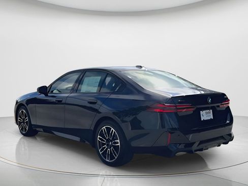 New 2026 BMW 530i xDrive w/ M Sport Package image 6