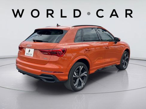 Used 2024 Audi Q3 2.0T Premium Plus w/ Premium Plus Package AWD/4WD image 3