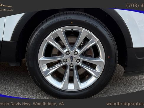 Used 2018 Ford Explorer XLT w/ Equipment Group 202A image 41