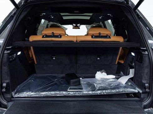 New 2026 BMW X7 xDrive40i image 13