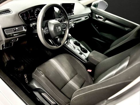 Used 2022 Honda Civic LX image 10