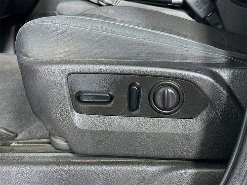 Used 2021 GMC Sierra 1500 SLE w/ X31 Off-Road Package image 23