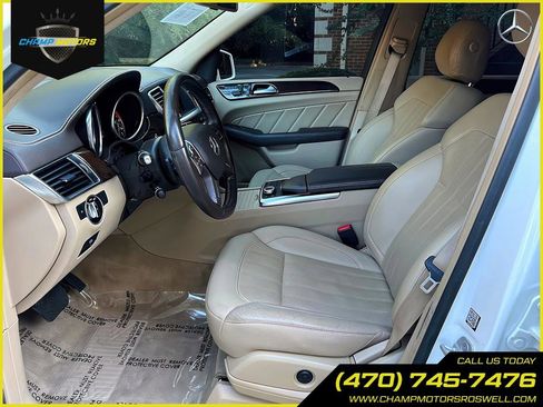 Used 2016 Mercedes-Benz GL 450 4MATIC image 21