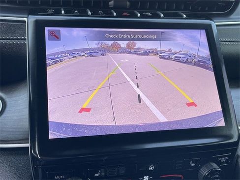 Used 2025 Jeep Grand Cherokee L Limited image 19