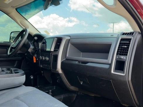 Used 2018 RAM 2500 Tradesman w/ Chrome Appearance Group AWD/4WD image 18