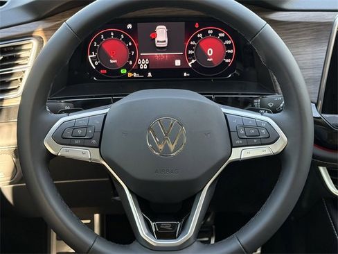 New 2026 Volkswagen Atlas SEL Premium R-Line image 10